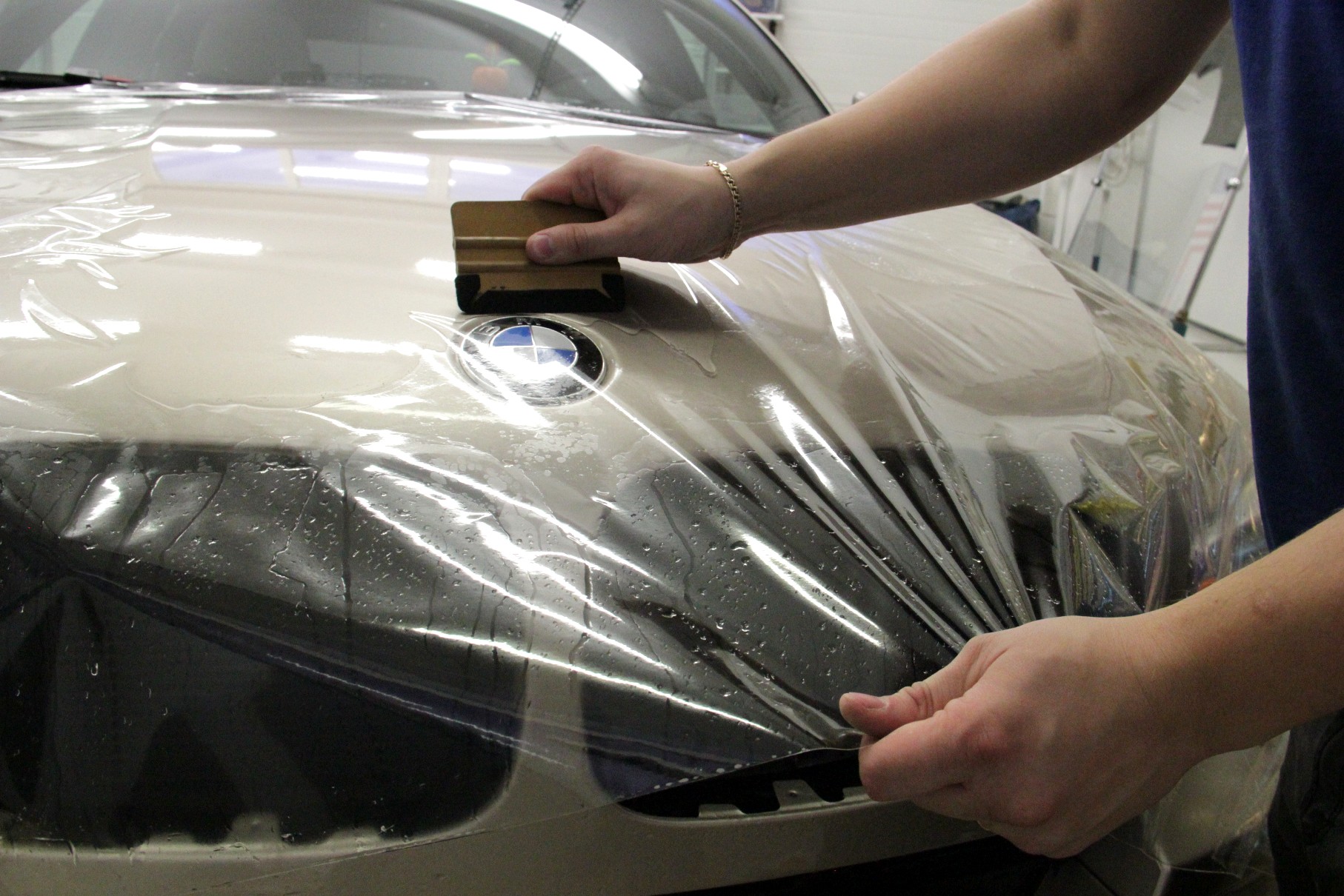 Полировка автомобиля своими руками — как и чем отполировать лакокрасочное покрытие