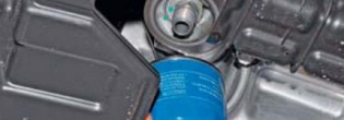 Как заменить масляный фильтр в автомобиле hyundai solaris