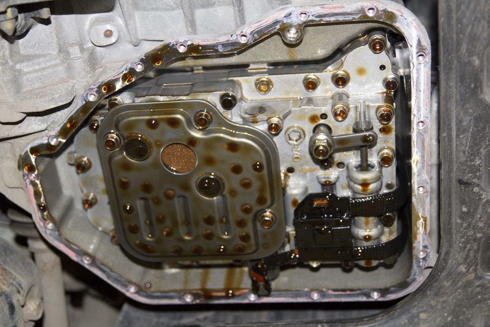 Замена масла в коробке Киа Рио – автоматической и механической